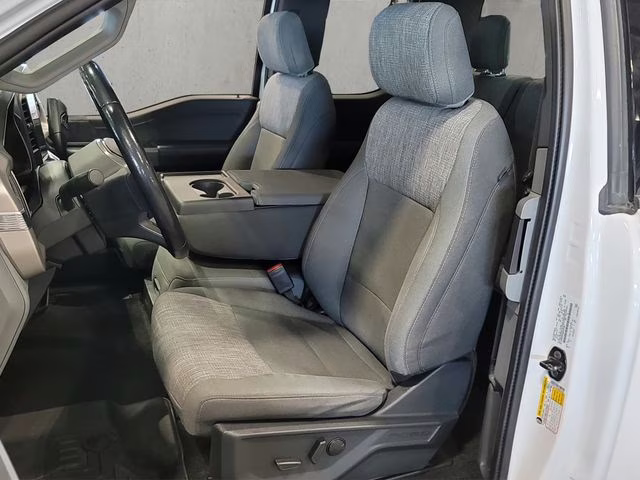 2021 Oxford White Ford F-150 XLT 4X4 Truck