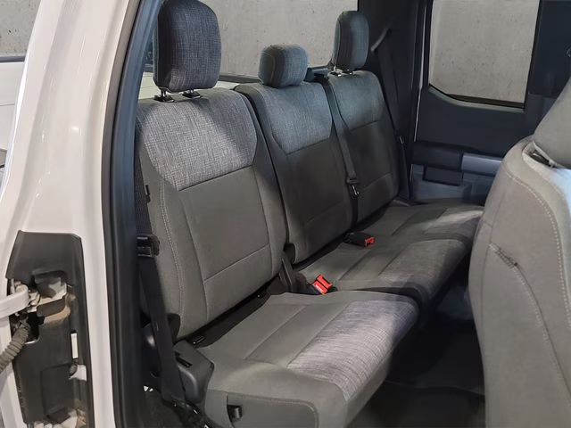 2021 Oxford White Ford F-150 XLT 4X4 Truck