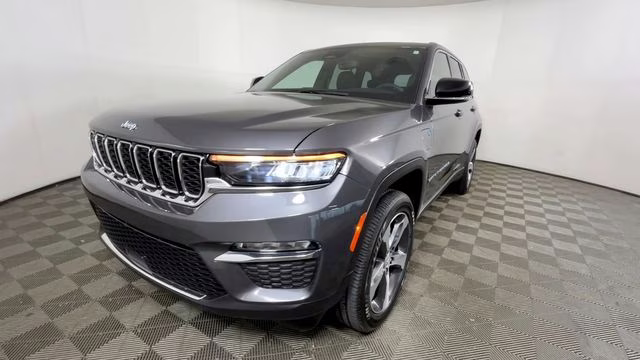2024 Baltic Gray Metallic Clearcoat Jeep Grand Cherokee 4xe 4X4 SUV