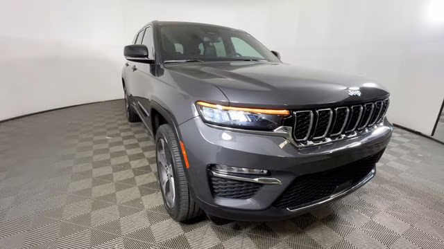 2024 Baltic Gray Metallic Clearcoat Jeep Grand Cherokee 4xe 4X4 SUV