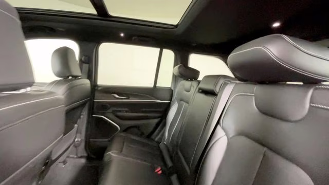 2024 Baltic Gray Metallic Clearcoat Jeep Grand Cherokee 4xe 4X4 SUV