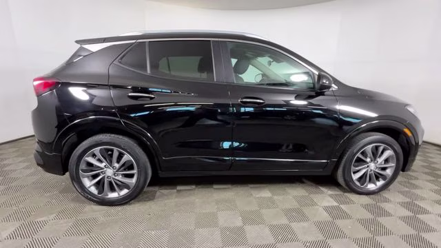 2022 Ebony Twilight Metallic Buick Encore GX Select FWD SUV