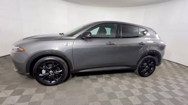 2024 Gray Cray Dodge Hornet R/T AWD SUV
