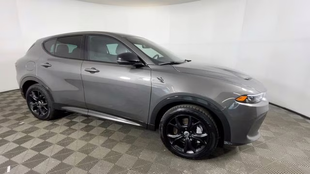 2024 Gray Cray Dodge Hornet R/T AWD SUV