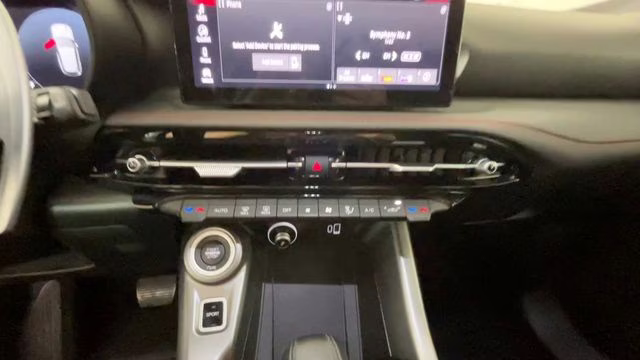 2024 Q Ball Dodge Hornet R/T AWD SUV