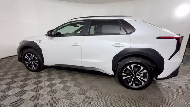 2024 Cosmic White Pearl Subaru Solterra Premium AWD SUV
