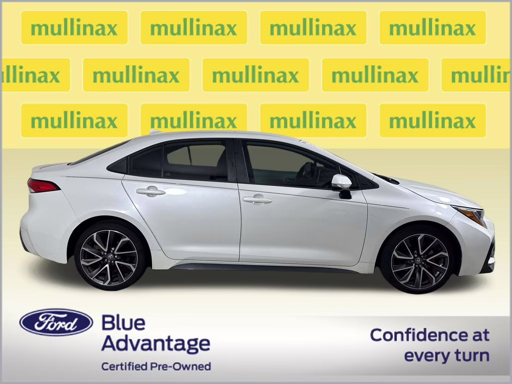 2020 Blizzard Pearl Toyota Corolla SE FWD Sedan