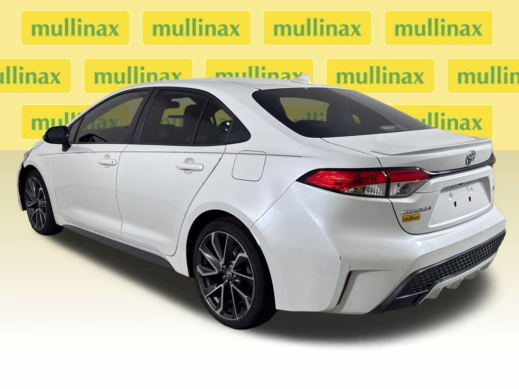2020 Blizzard Pearl Toyota Corolla SE FWD Sedan