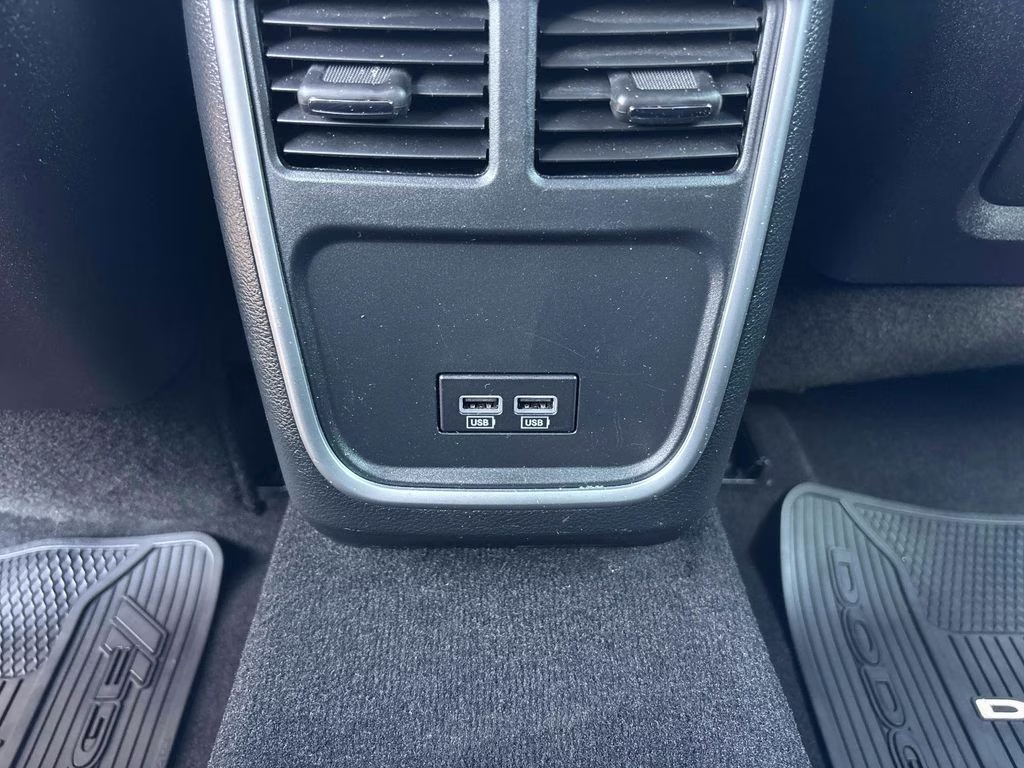 2019 Granite Crystal Metallic Clearcoat Dodge Charger R/T RWD Sedan