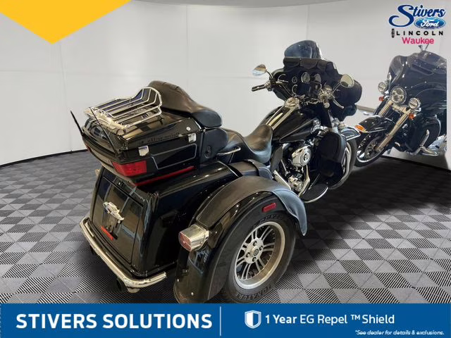 2009 Black Harley-Davidson Harley Davidson HD RWD Motorcycle