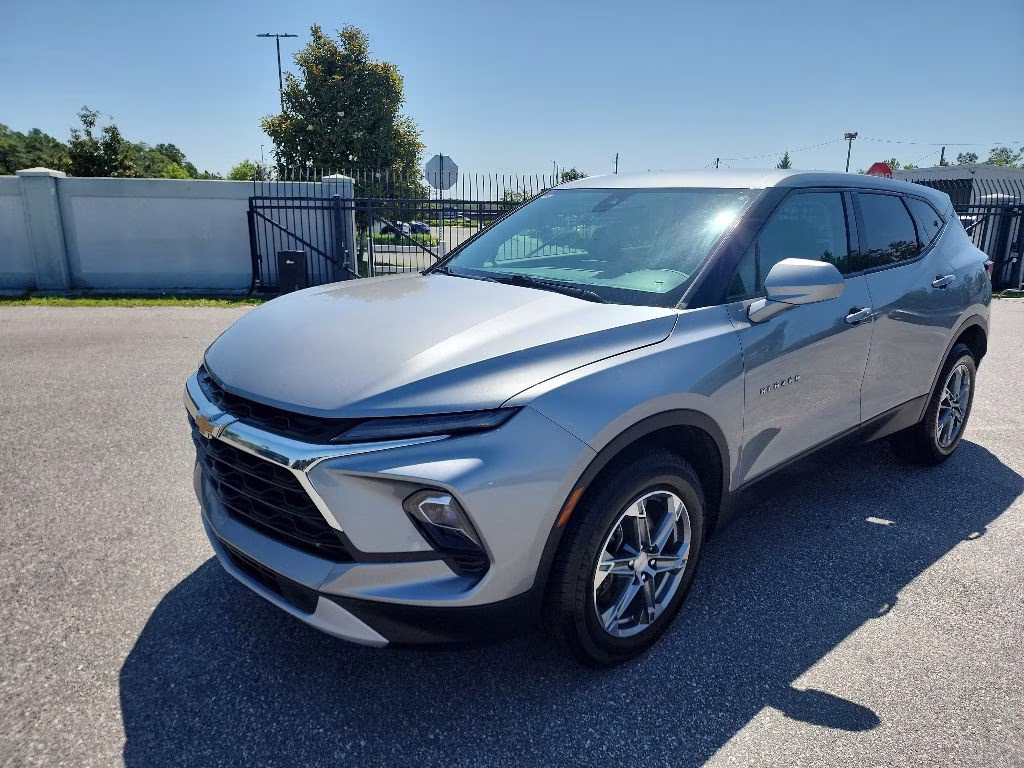 2024 Chevrolet Blazer 2.0T 2LT FWD's photo