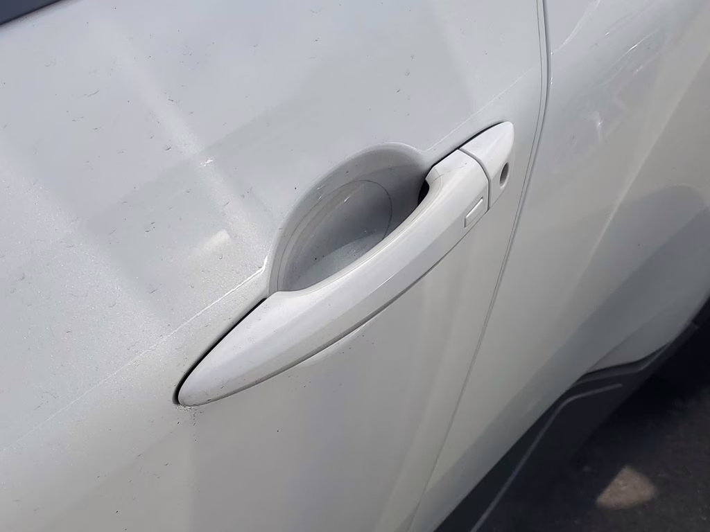 2023 Pearl White Tricoat Nissan Rogue SV FWD SUV