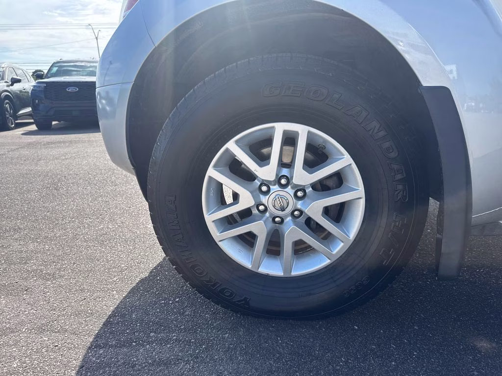 2018 Brilliant Silver Nissan Frontier SV 4X4 Truck