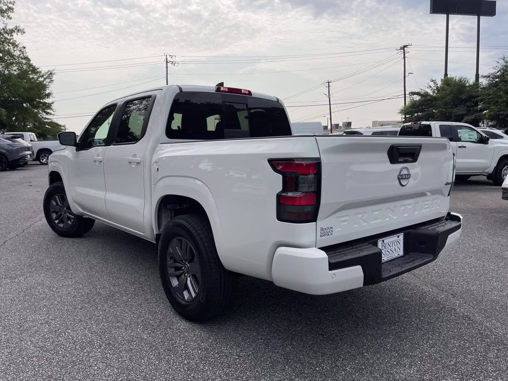 2026 Glacier White Nissan Frontier SV 4X4 Truck
