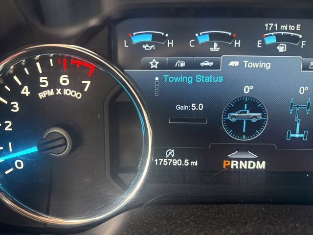 2018 White Ford F-150 Platinum 4X4 Truck