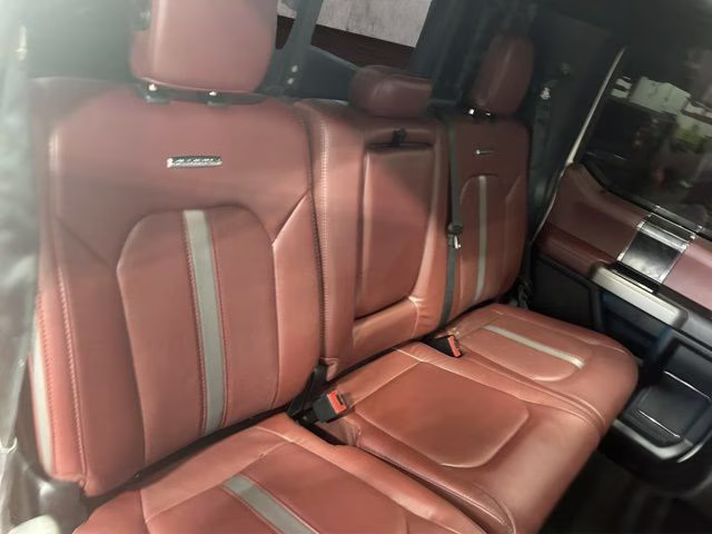 2018 White Platinum Metallic Tri-Coat Ford F-150 Platinum 4X4 Truck