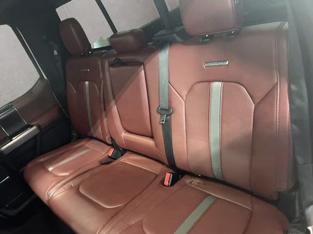 2018 White Platinum Metallic Tri-Coat Ford F-150 Platinum 4X4 Truck