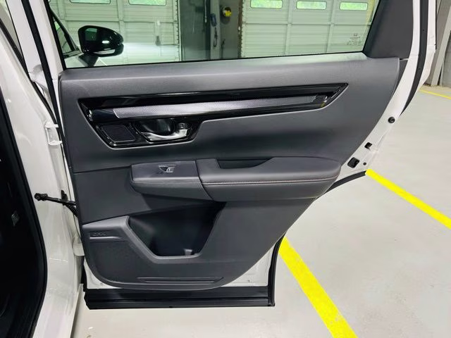 2026 Platinum White Pearl Honda CR-V Hybrid Sport Touring AWD SUV