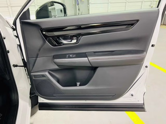 2026 Platinum White Pearl Honda CR-V Hybrid Sport Touring AWD SUV