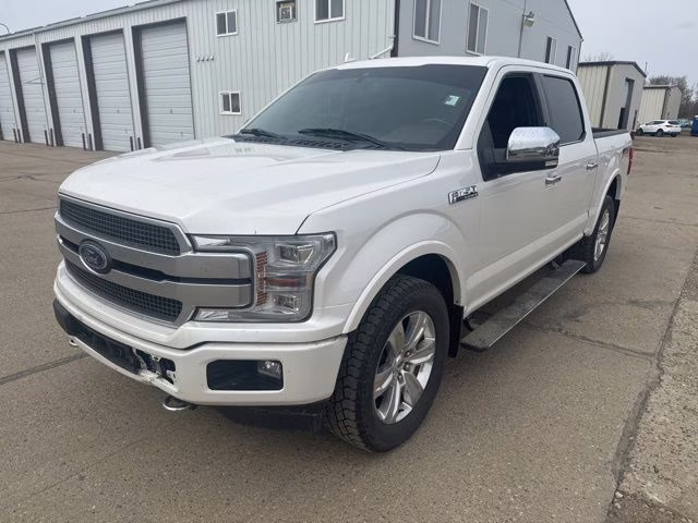 2018 White Platinum Metallic Tri-Coat Ford F-150 Platinum 4X4 Truck