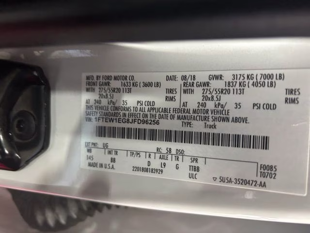 2018 White Platinum Metallic Tri-Coat Ford F-150 Platinum 4X4 Truck