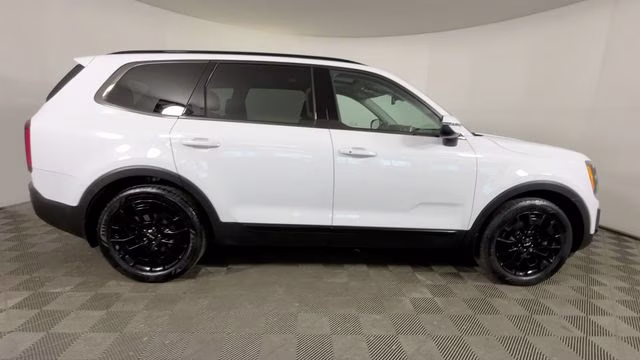 2022 Glacial White Pearl Kia Telluride EX AWD SUV