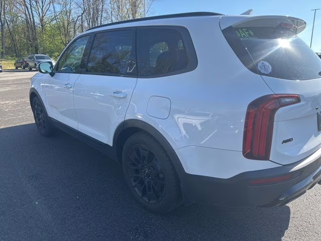 2022 Glacial White Pearl Kia Telluride EX AWD SUV