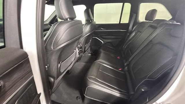 2024 Bright White Clearcoat Jeep Grand Cherokee 4xe 4X4 SUV