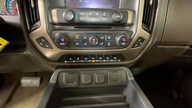 2017 White Frost Tricoat GMC Sierra 1500 Denali 4X4 Truck