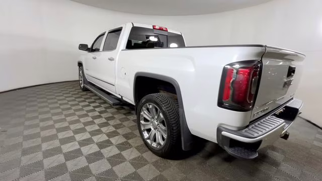 2017 White Frost Tricoat GMC Sierra 1500 Denali 4X4 Truck