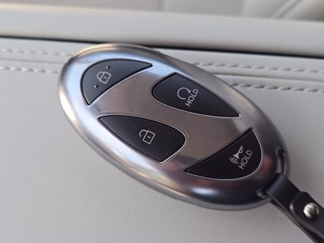 2026 Shimmering Silver Pearl Hyundai Santa Fe SEL AWD SUV