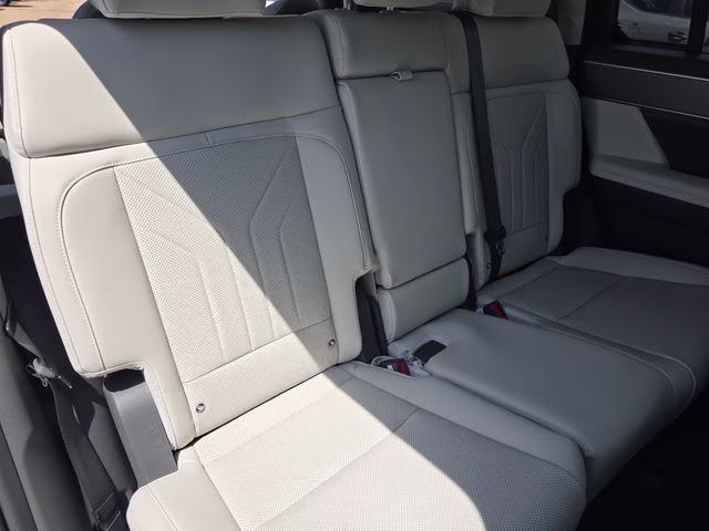 2026 Phantom Black Hyundai Santa Fe SEL AWD SUV