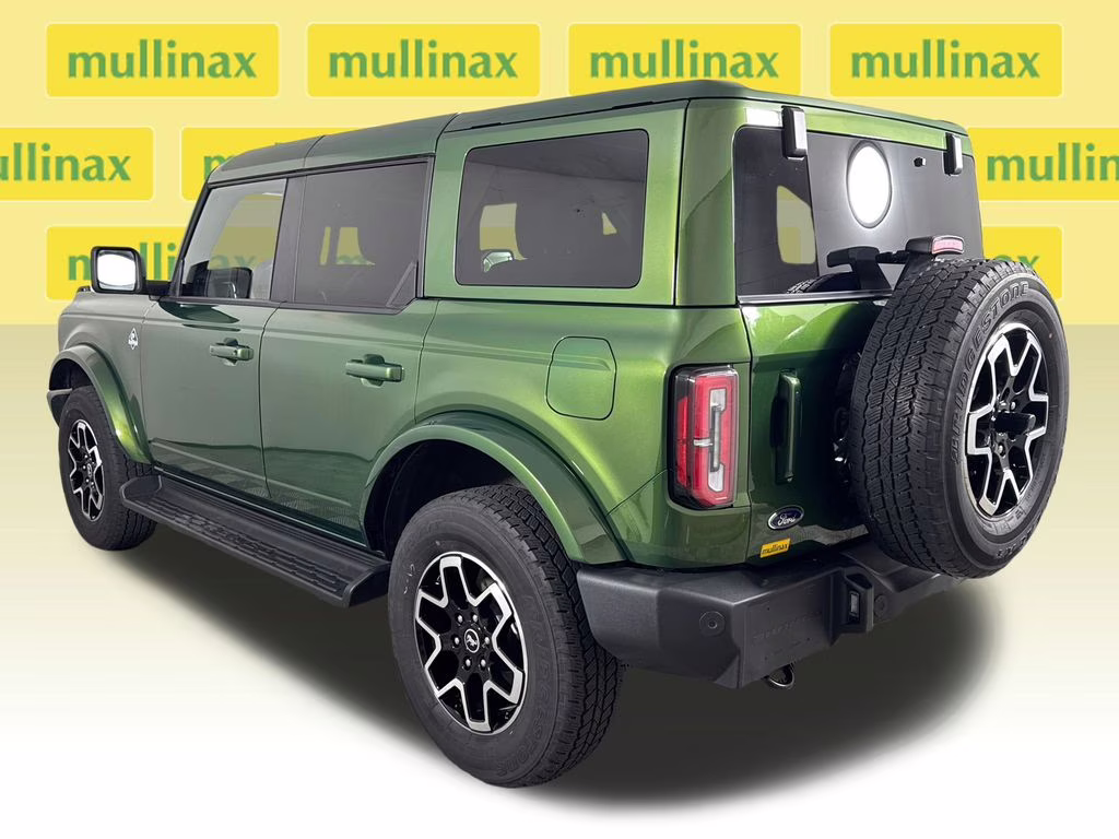 2025 Eruption Green Metallic Ford Bronco Outer Banks 4X4 SUV