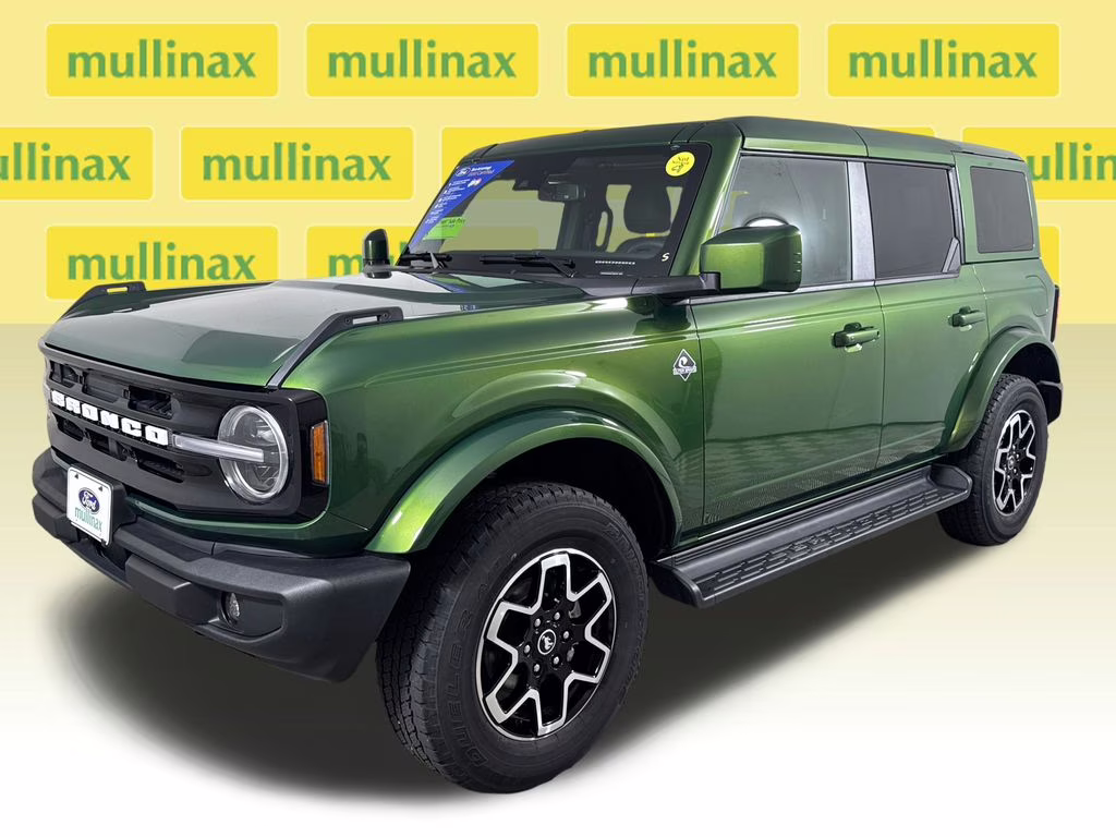 2025 Eruption Green Metallic Ford Bronco Outer Banks 4X4 SUV