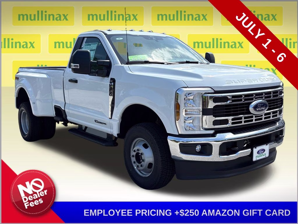 2026 Oxford White Ford Super Duty F-350 DRW XLT 4X4 Truck