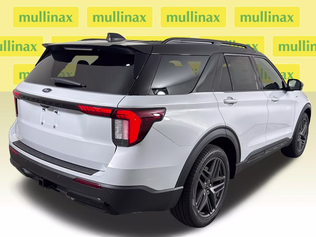 2026 Space White Metallic Ford Explorer ST-Line RWD SUV