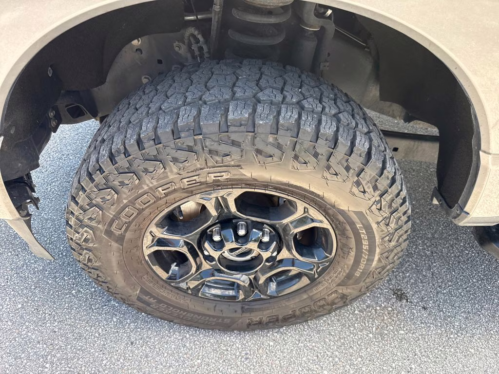 2024 Carbonized Gray Metallic Ford Super Duty F-250 SRW XLT 4X4 Truck