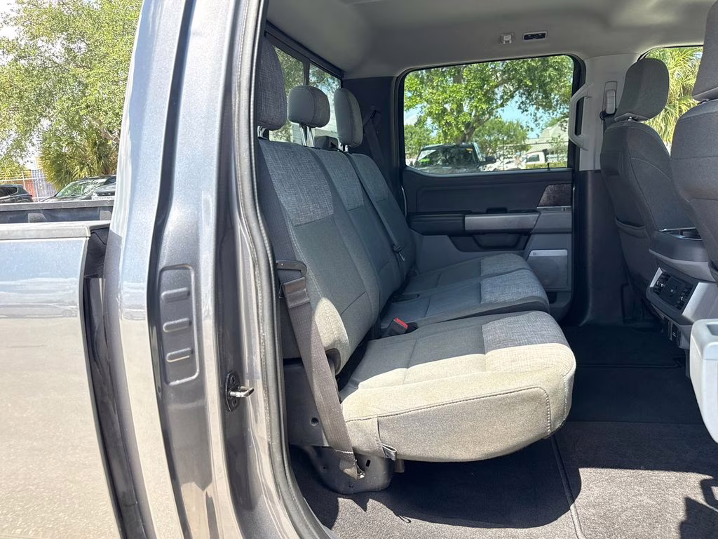 2024 Carbonized Gray Metallic Ford Super Duty F-250 SRW XLT 4X4 Truck