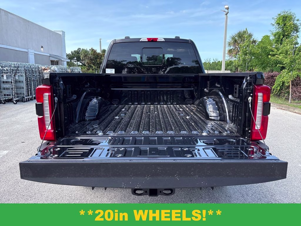 2026 Agate Black Metallic Ford Super Duty F-250 SRW Lariat 4X4 Truck