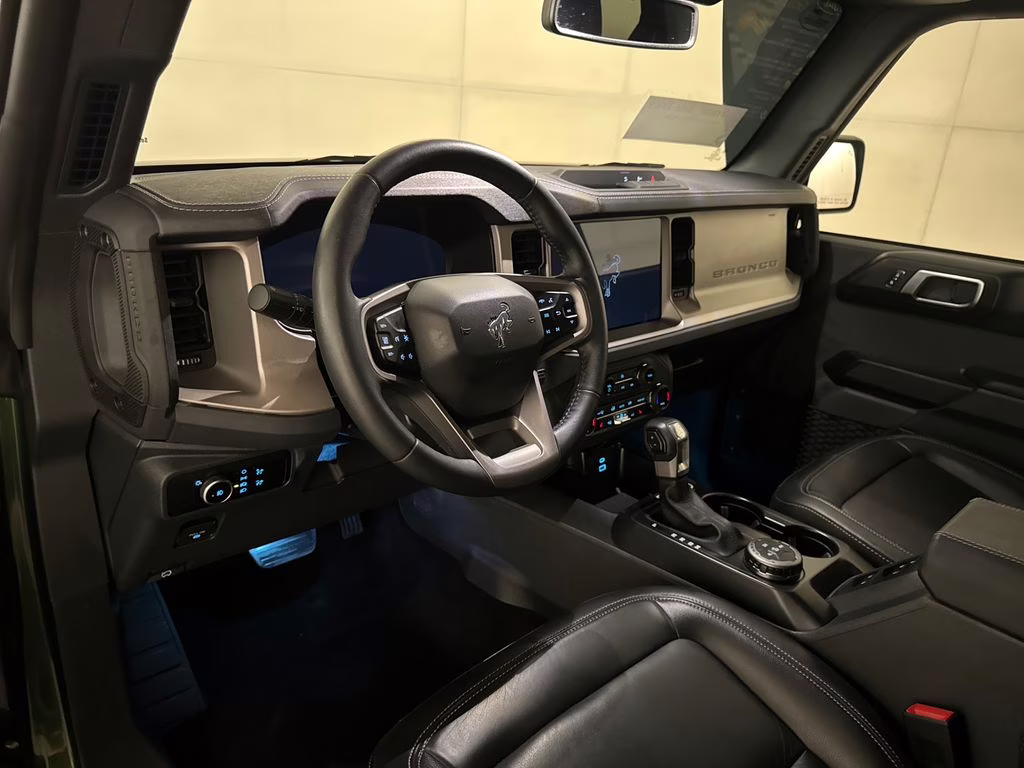 2025 Green Metallic Ford Bronco Outer Banks 4X4 SUV