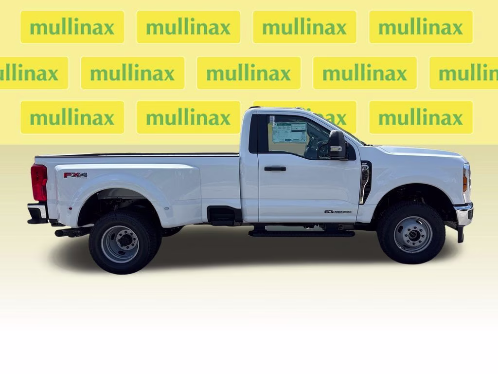 2026 Oxford White Ford Super Duty F-350 DRW XLT 4X4 Truck