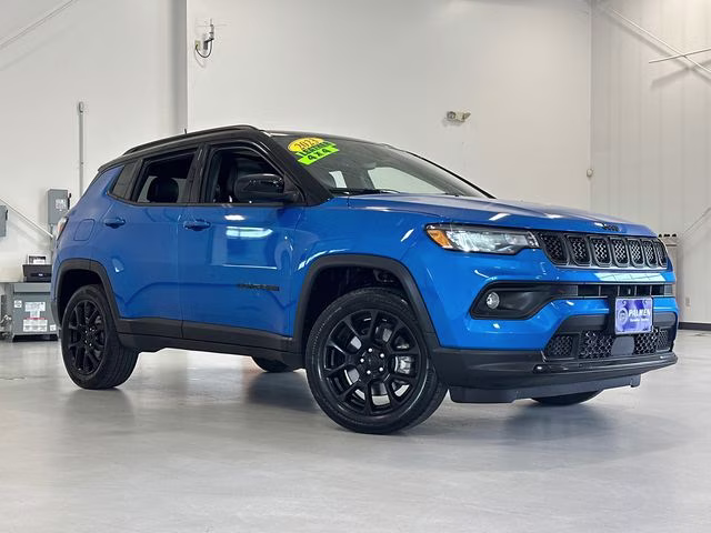 2023 Laser Blue Pearlcoat Jeep Compass Altitude 4X4 SUV