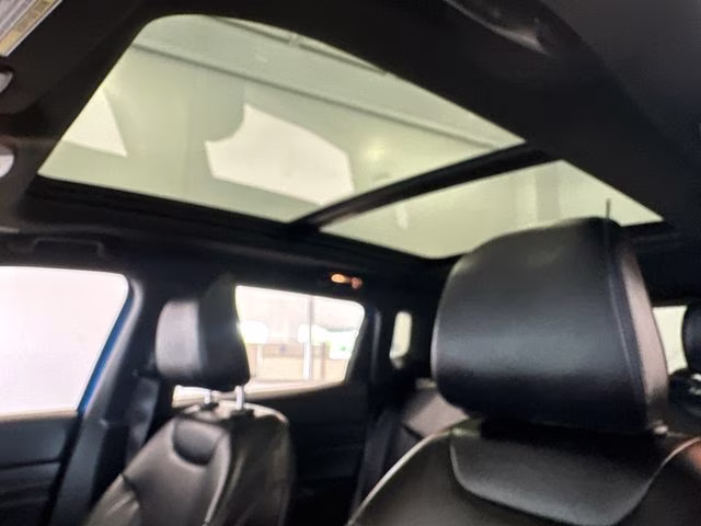 2023 Laser Blue Pearlcoat Jeep Compass Altitude 4X4 SUV