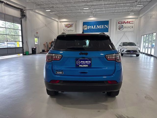 2023 Laser Blue Pearlcoat Jeep Compass Altitude 4X4 SUV