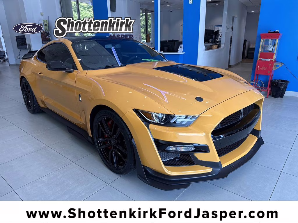 2022 Cyber Orange Metallic Tricoat Ford Mustang Shelby GT500 RWD Coupe