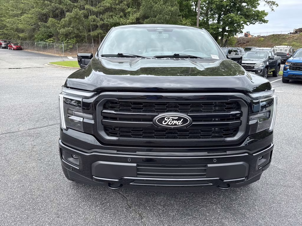 2025 Agate Black Metallic Ford F-150 Lariat 4X4 Truck