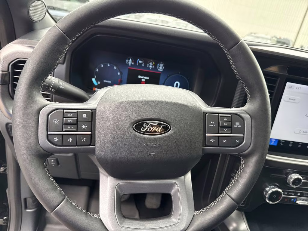 2025 Agate Black Metallic Ford F-150 Lariat 4X4 Truck