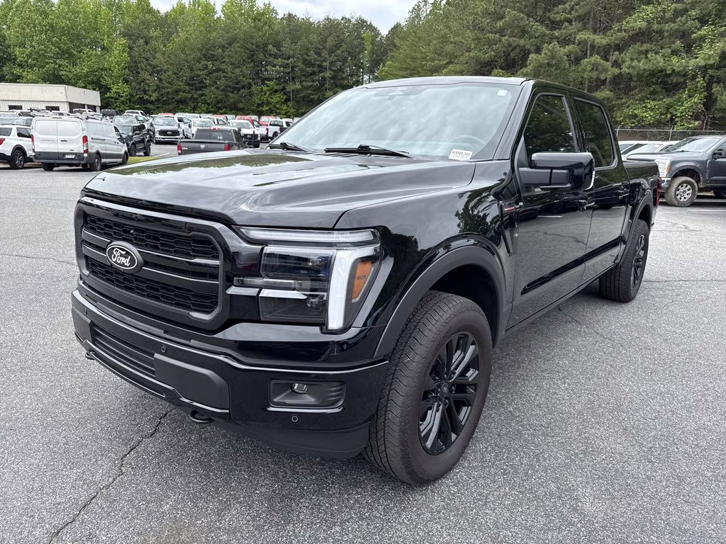 2025 Agate Black Metallic Ford F-150 Lariat 4X4 Truck