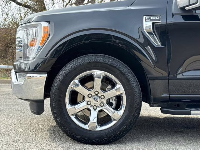 2021 Black Metallic Ford F-150 XLT RWD Truck