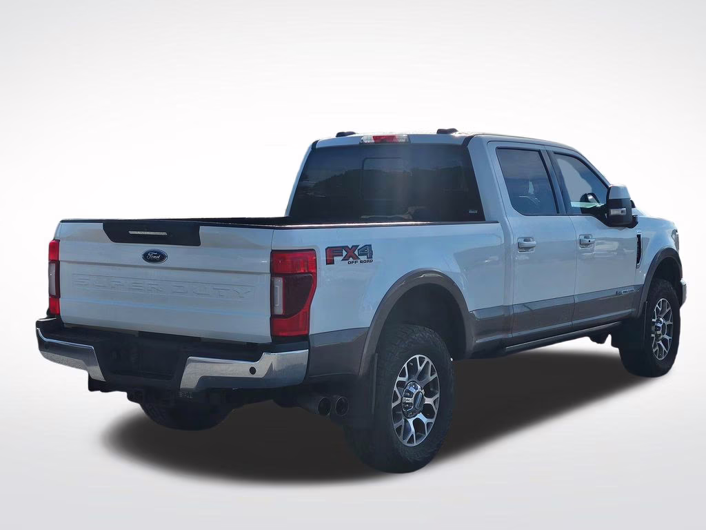 2022 White Ford Super Duty F-250 SRW Lariat 4X4 Truck